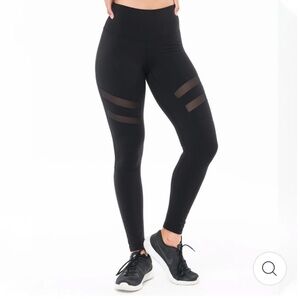 Kadyluxe Mesh Madness Legging -